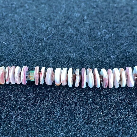 Turquoise & Shell Necklace - Picture 3 of 8